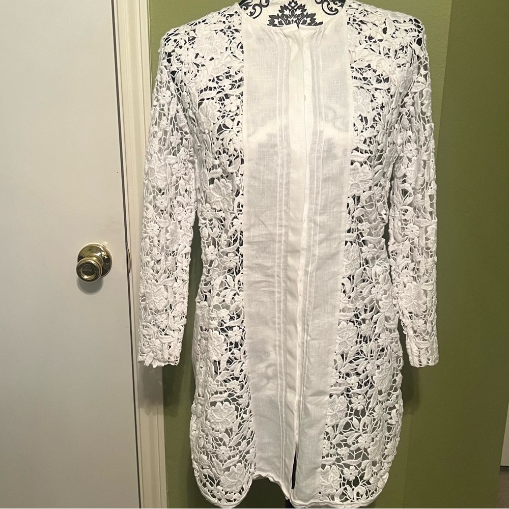Ermanno Scervino White Floral Lace Button Blouse/ Tunic